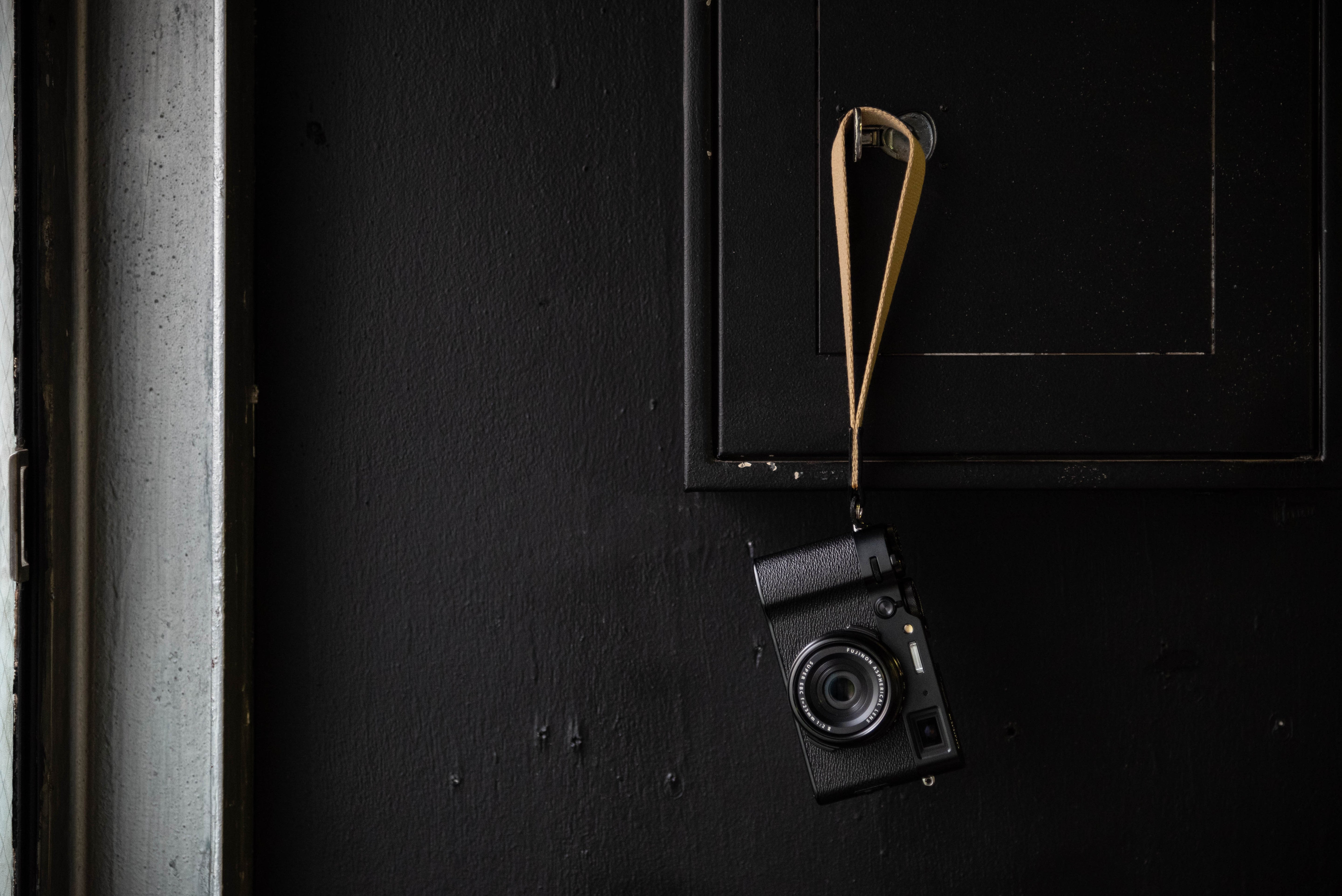 New Release Hand Strap with a Classic Design and Functional Beauty: Acrylic Tape Hand Strap