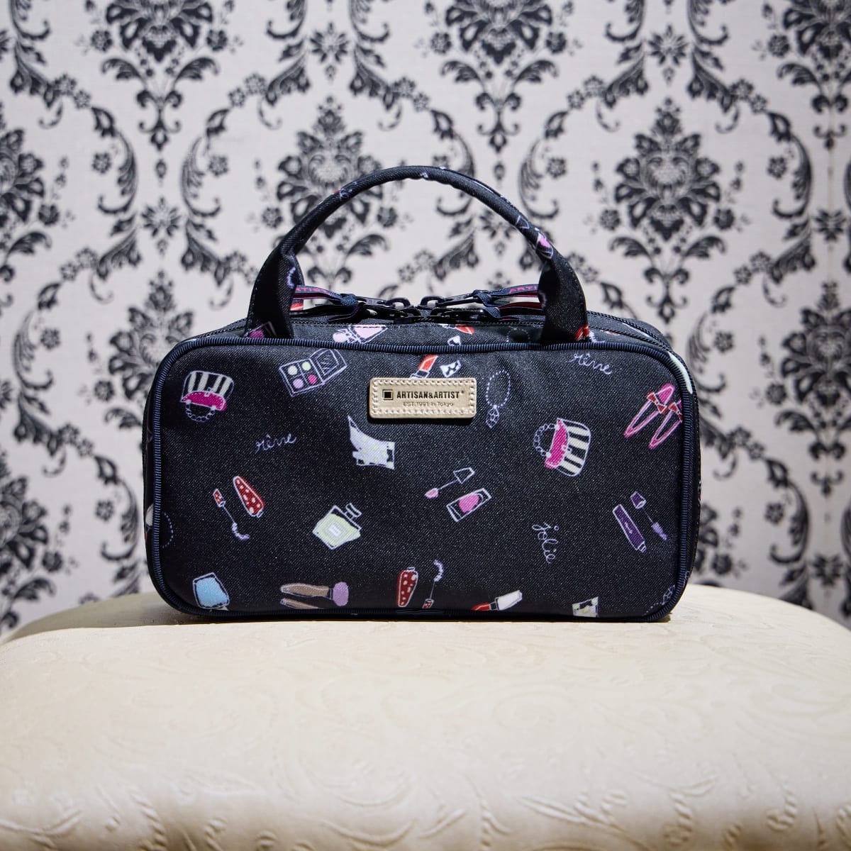 Rêve Mystique - Makeup Bag (designed to fit an eyelash curler) - RY22