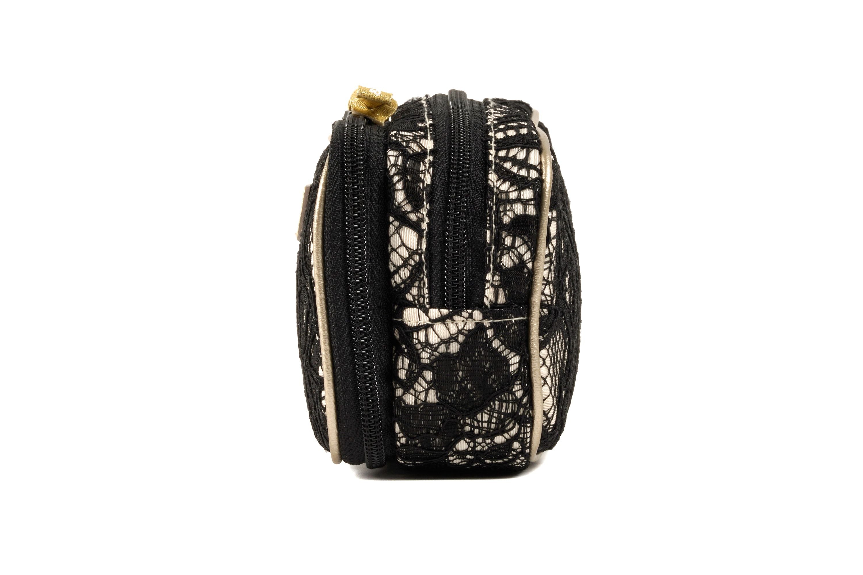 Classic Monotone - Medium Specialist Makeup Pouch - CM612