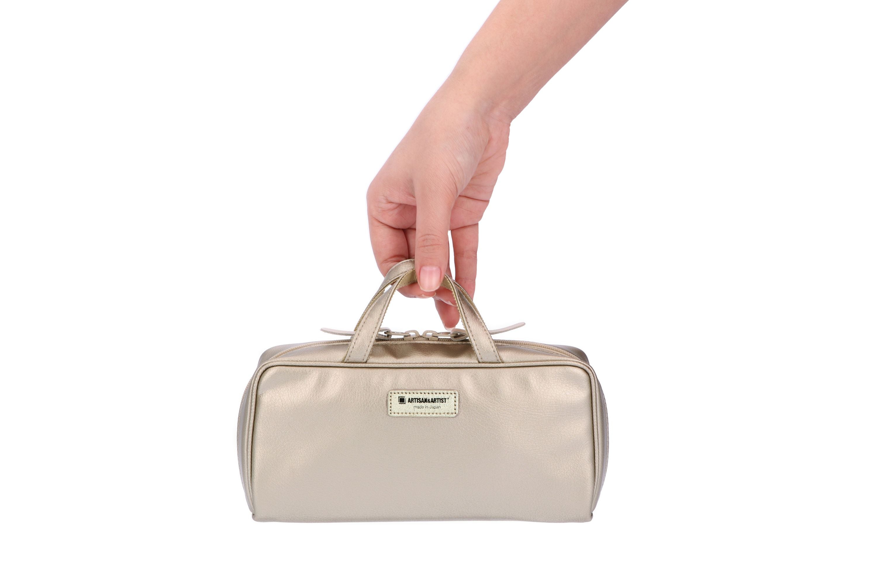 Isola - Makeup Bag with Brush Holder - IO619