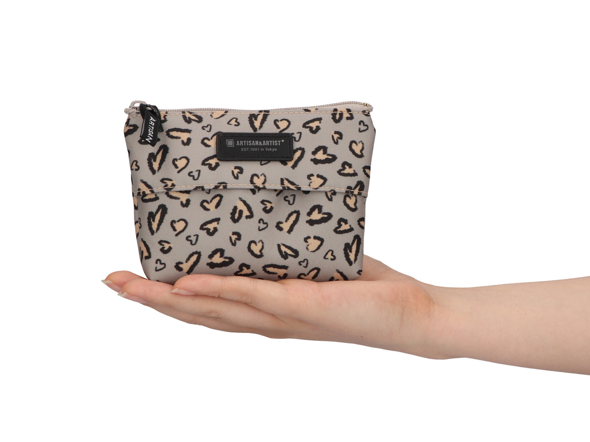 Miss Panthère - Multi-Use Tissue Pouch - MN102