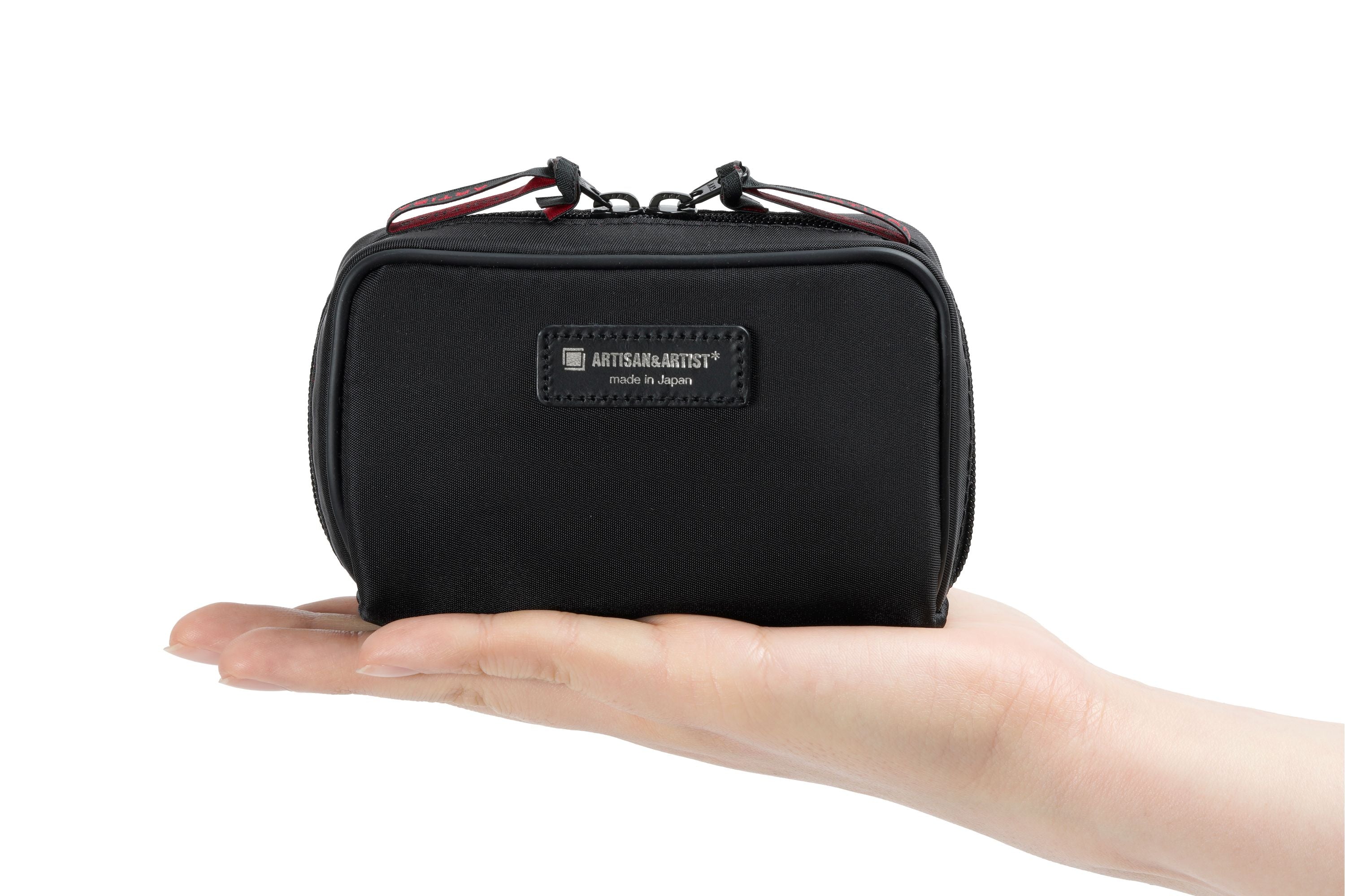 Classic - Minimal Multi-Use Makeup Pouch - BS636