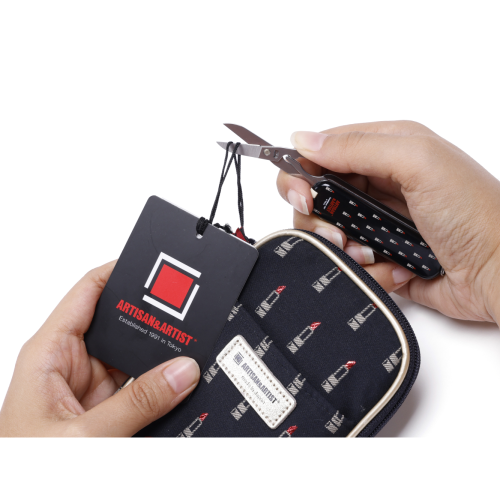 Artisan & Artist Valiant Rouge Nail Clipper Tool Kit