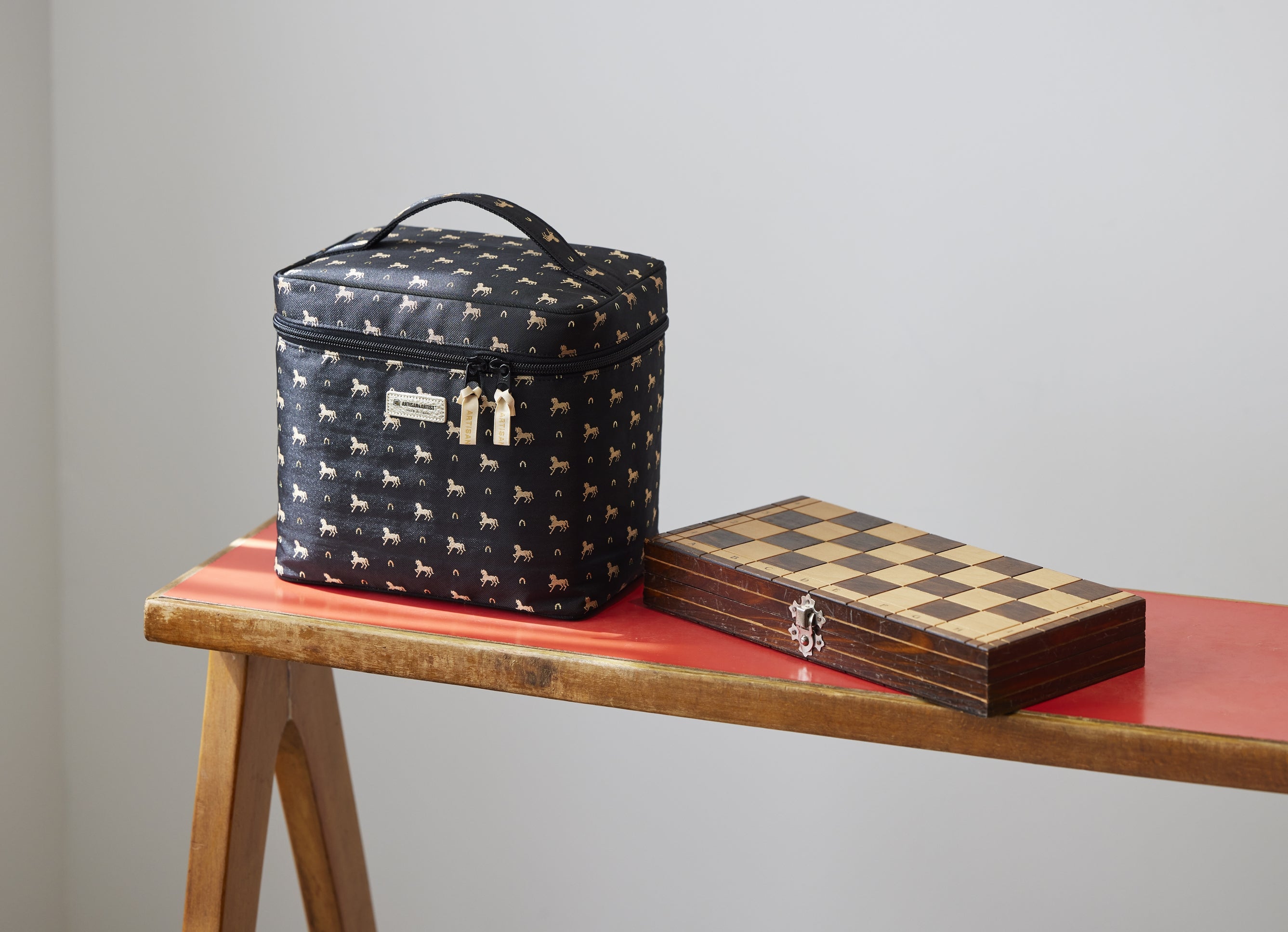 Pirouette - Large Vanity Makeup Bag - PR23