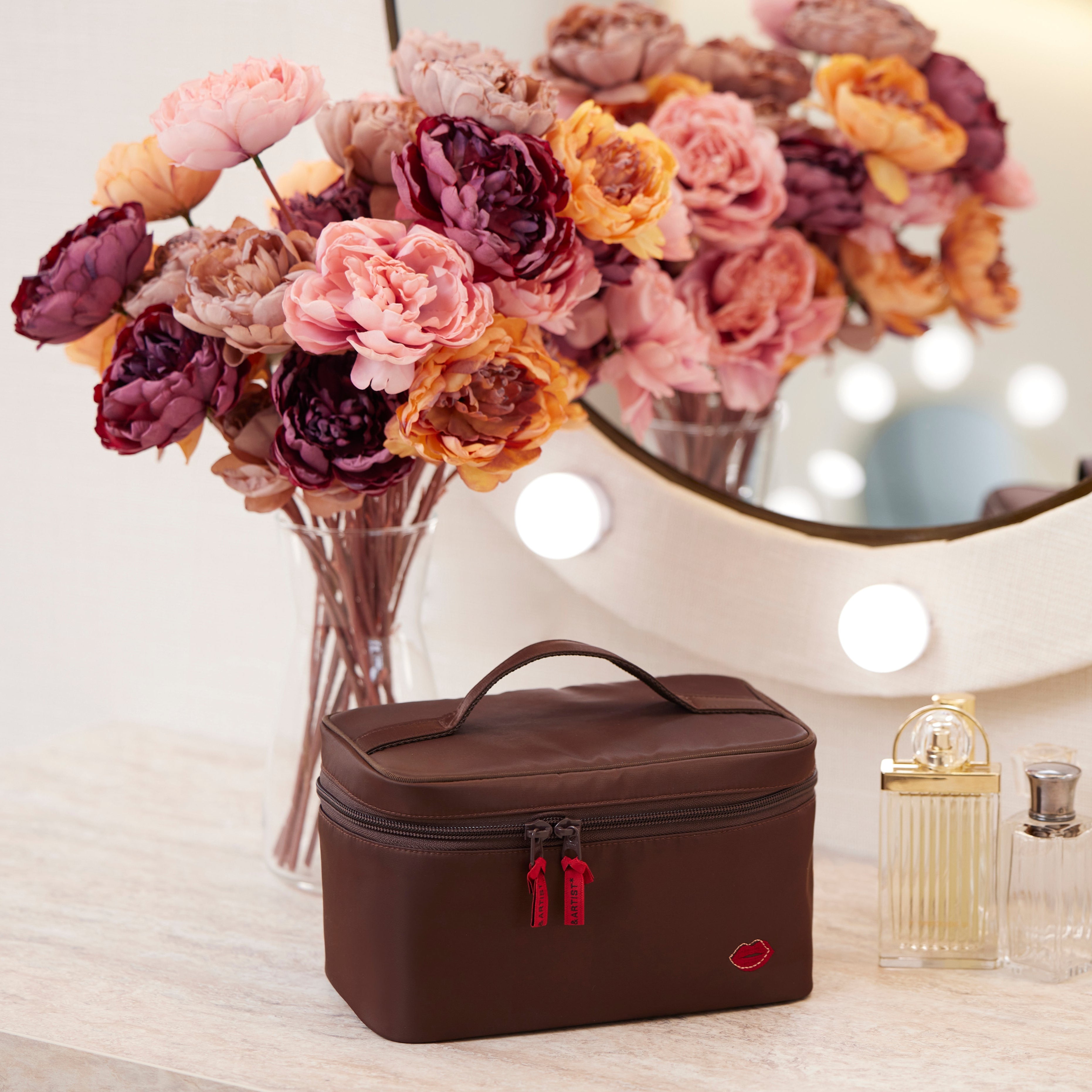 Pouty Lip - Standard Vanity Makeup Bag - PU207