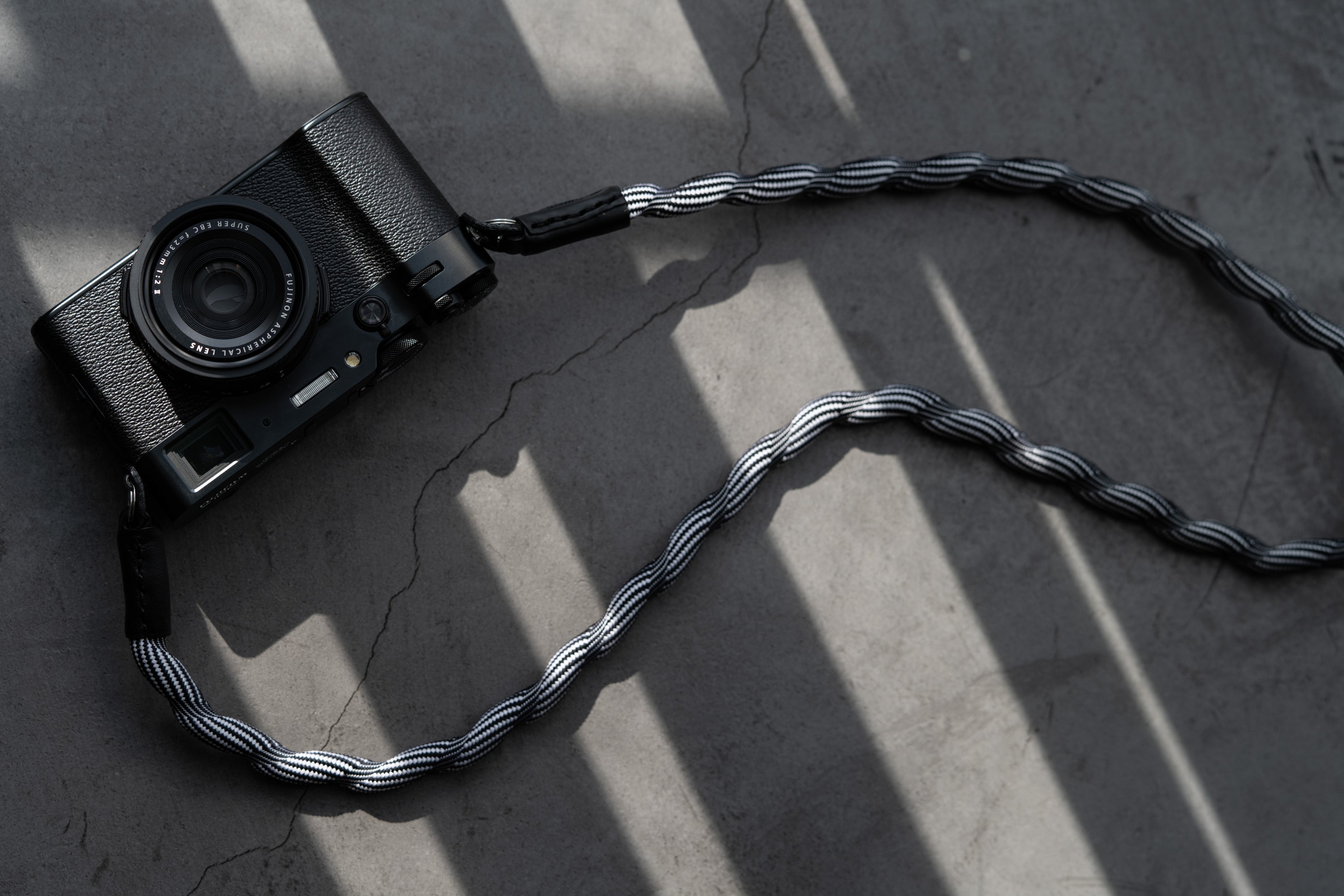 ACAM-707 Spiral-Cord Camera Strap (Standard)