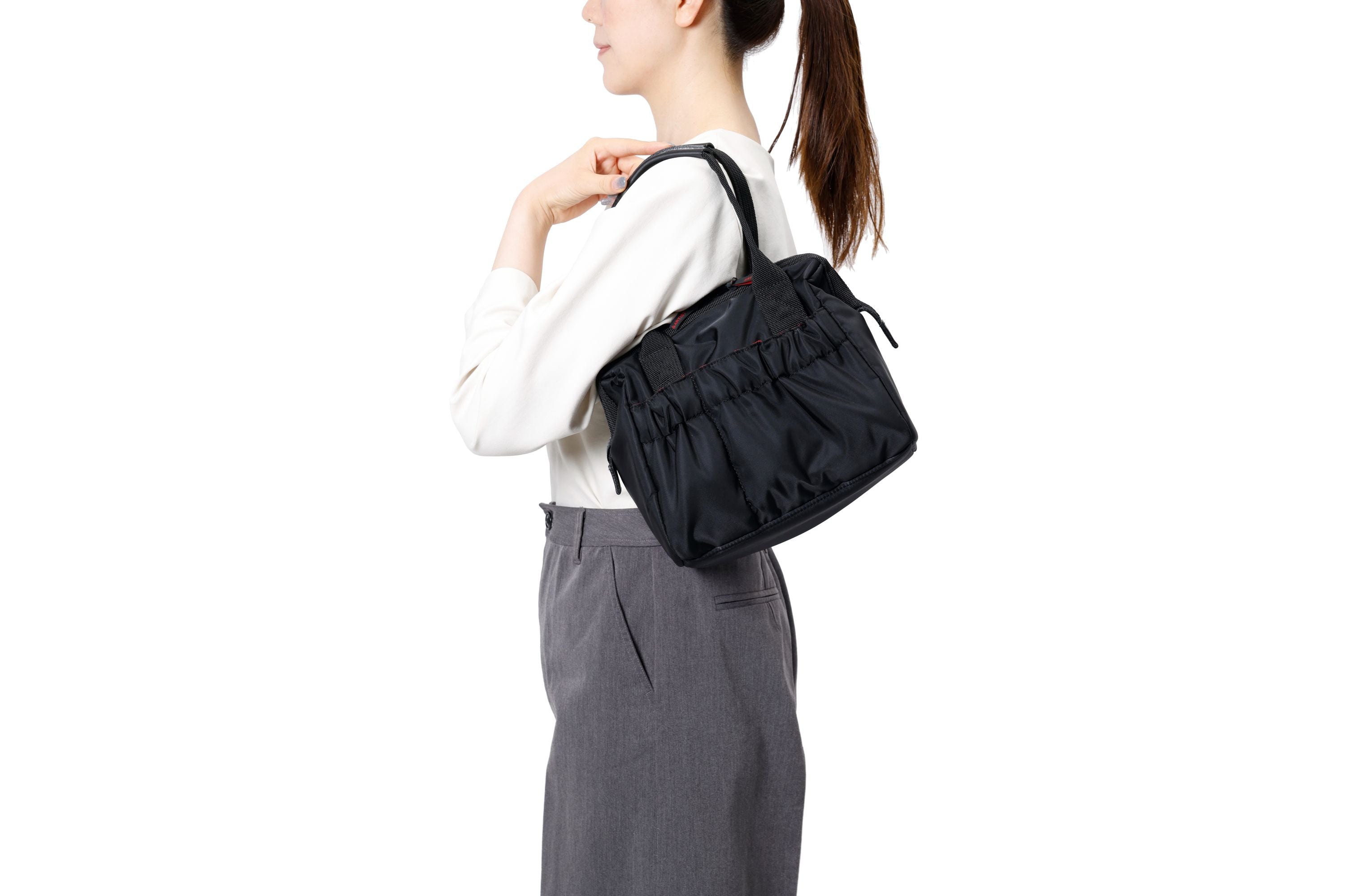 Classic - Clasp Opening Handbag - KG2-703