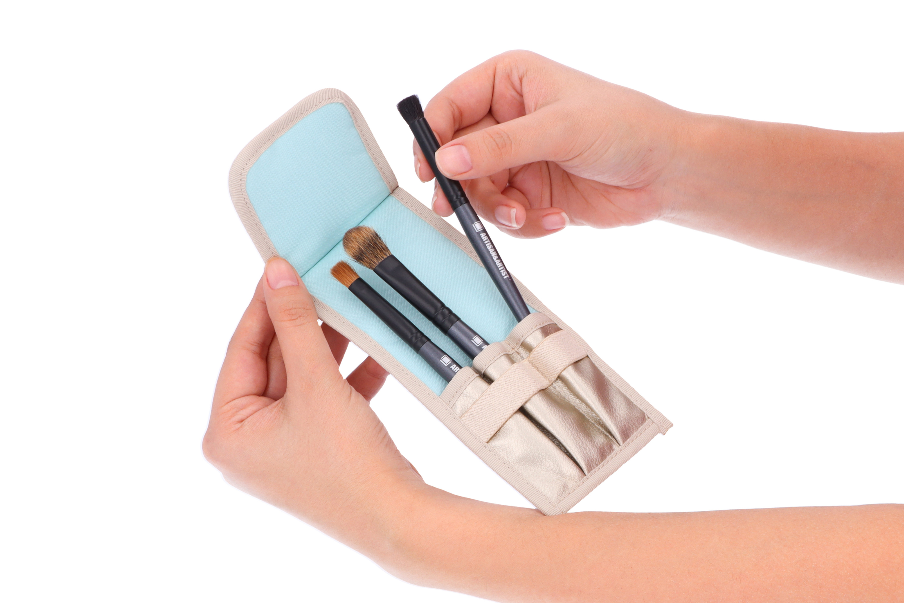 Isola - Makeup Bag with Brush Holder - IO619