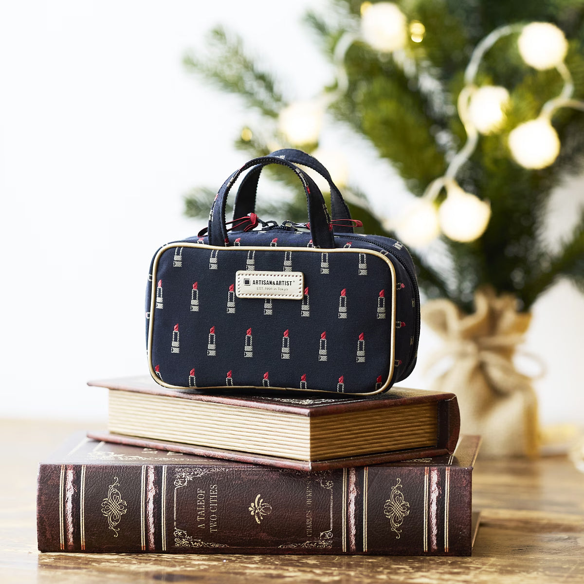 Valiant Rouge - Compact Pouch with Handle - 5WP-LI013S