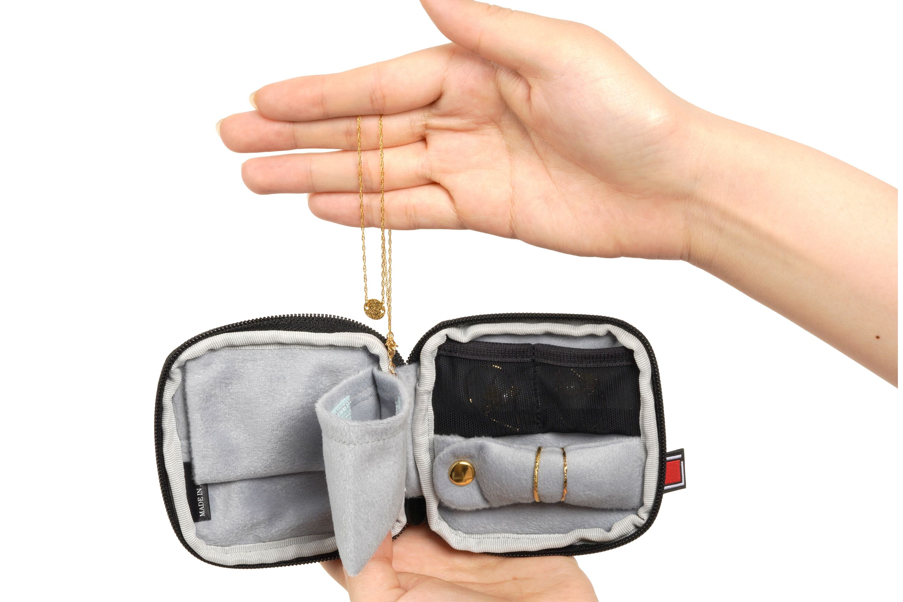 Classic Monotone - Jewelry Pouch - CM735