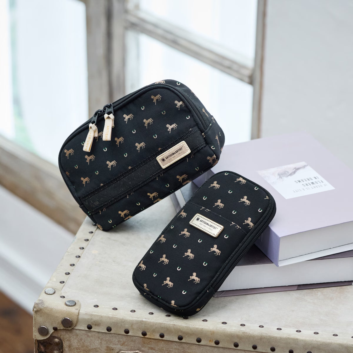 Pirouette - Slim Multi-Use Pouch - 6WP-PR908