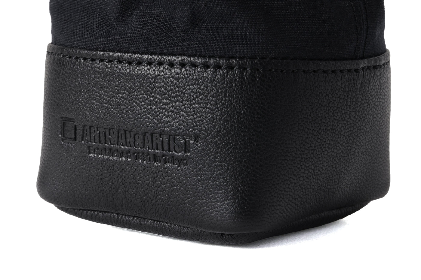 ACAM-LP120 Fabric and Leather Lens Pouch (S)